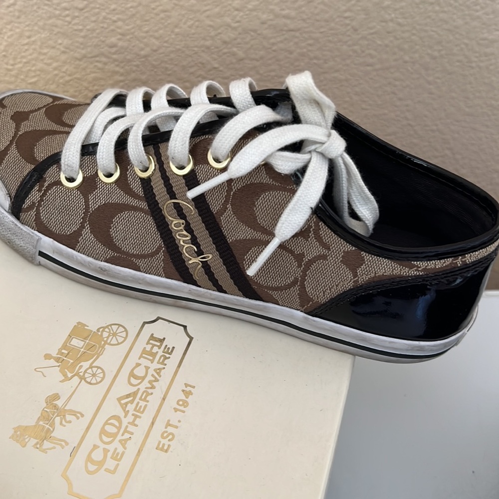 Coach Folly sneakers size 7 used with box - Picture 7 of 8